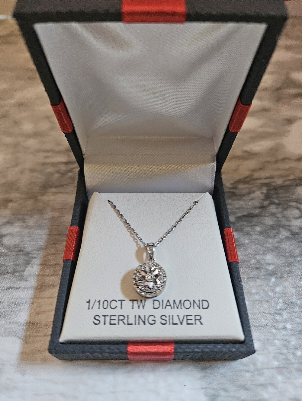 1/10 CT TW Diamond Sterling Silver Necklace Pendant In Box Never Worn